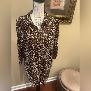 Beautiful leopard top